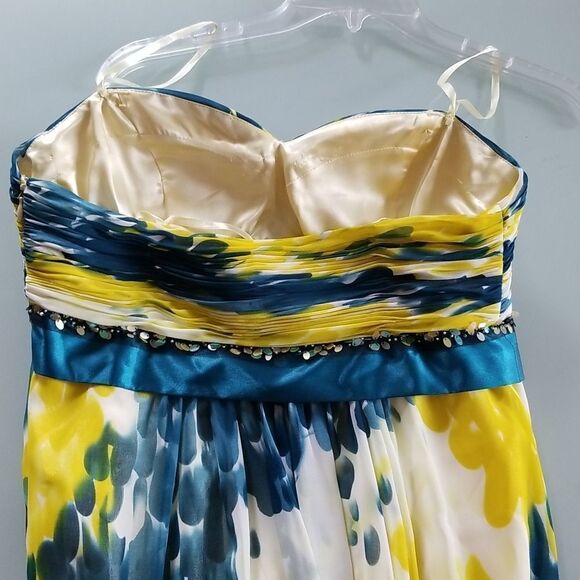 Dave & Johnny formal dress - Picture 4 of 9